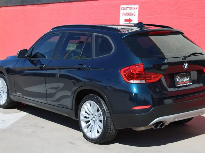 Black, 2015 BMW X1 Image 8