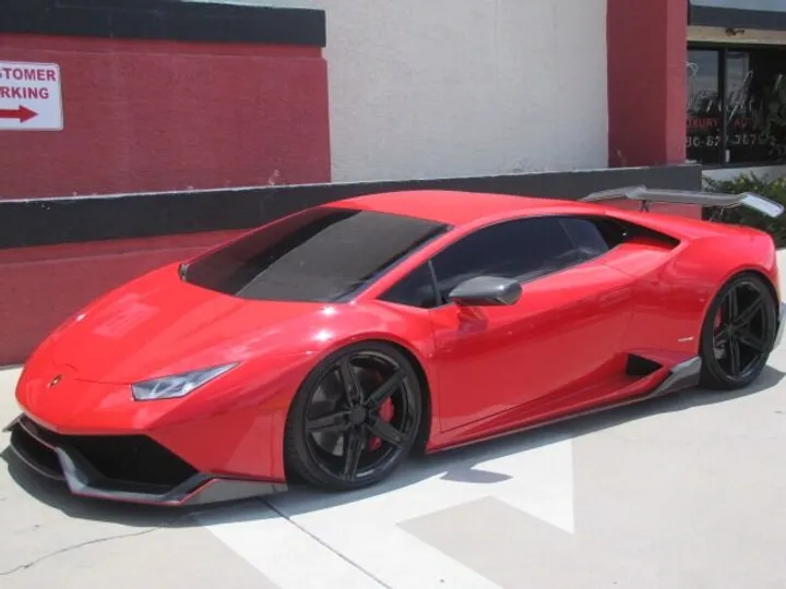 Red, 2015 Lamborghini Huracan Image 6