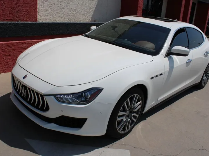 WHITE, 2018 Maserati Ghibli Image 6