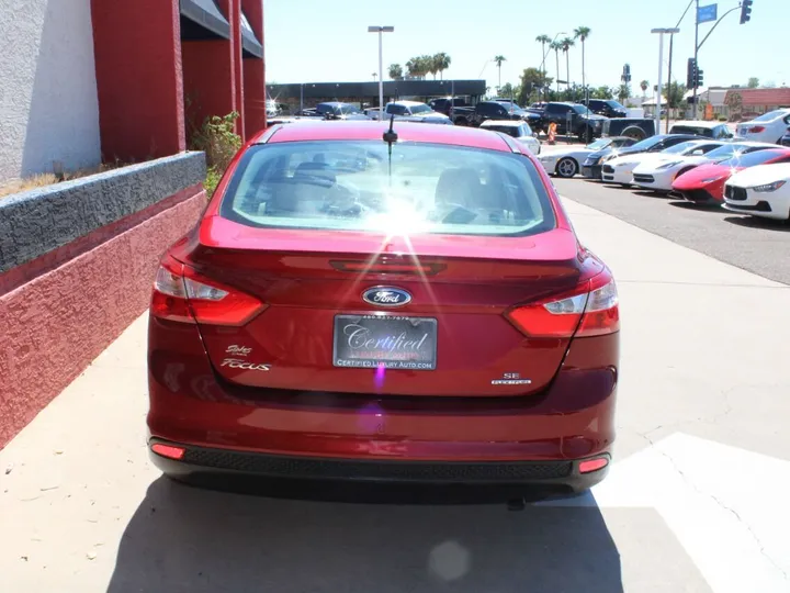 Red, 2014 Ford Focus Image 4