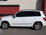 WHITE, 2015 Mercedes-Benz GLK Thumnail Image 2