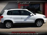 WHITE, 2015 Volkswagen Tiguan Thumnail Image 1