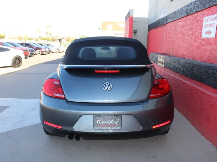 Gray, 2013 Volkswagen Beetle Convertible Image 13