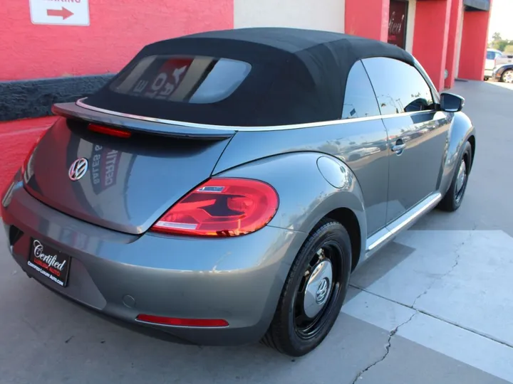 Gray, 2013 Volkswagen Beetle Convertible Image 15