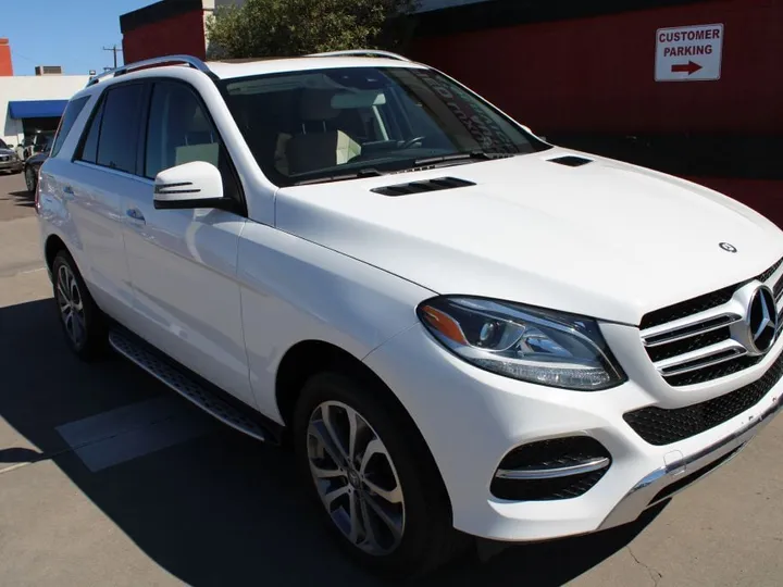 WHITE, 2016 Mercedes-Benz GLE Image 5