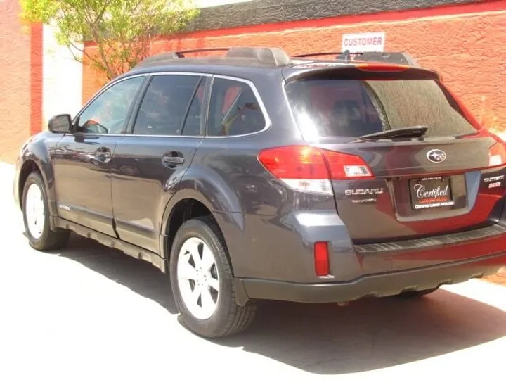 Gray, 2013 Subaru Outback Image 8