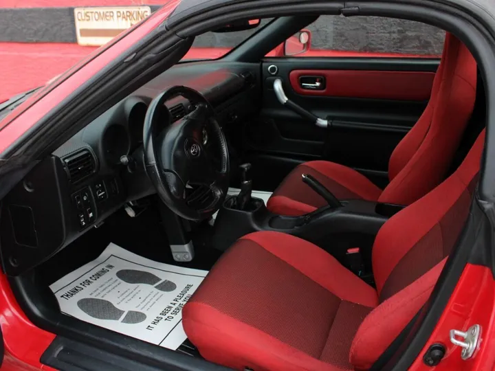 Red, 2005 Toyota MR2 Spyder Image 19