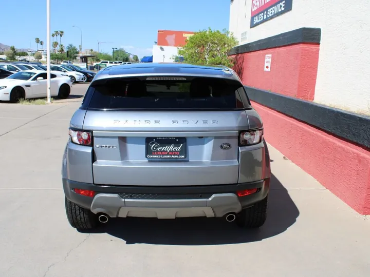 Gray, 2013 Land Rover Range Rover Evoque Image 4