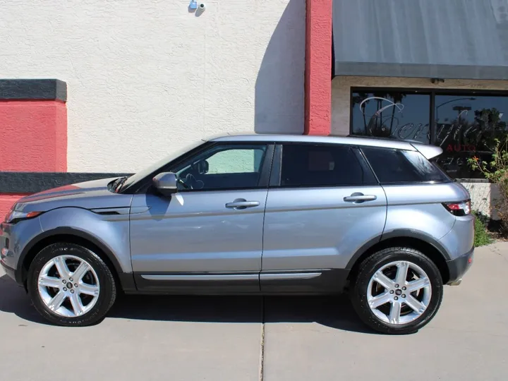 Gray, 2013 Land Rover Range Rover Evoque Image 2