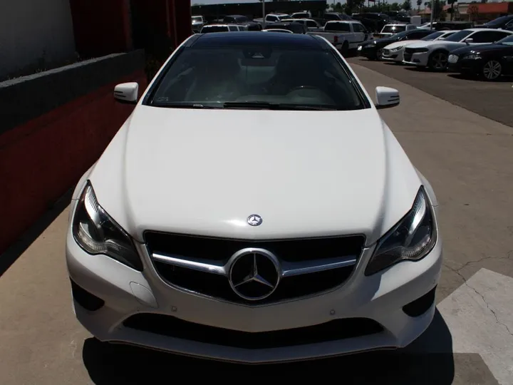 WHITE, 2014 Mercedes-Benz E-Class Image 3