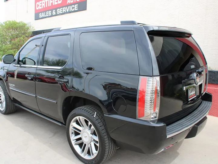 BLACK, 2014 Cadillac Escalade Image 9