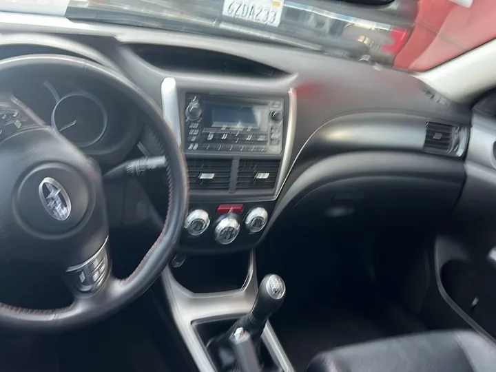 BLACK, 2011 SUBARU IMPREZA Image 8