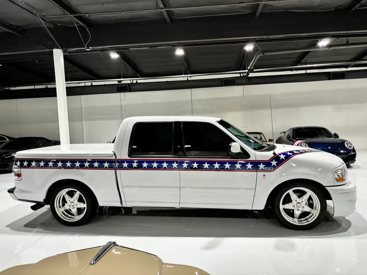 WHITE, 2002 FORD F150 SUPERCREW CAB Image 6