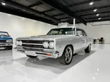 1965 CHEVROLET CHEVELLE Thumnail Image 2