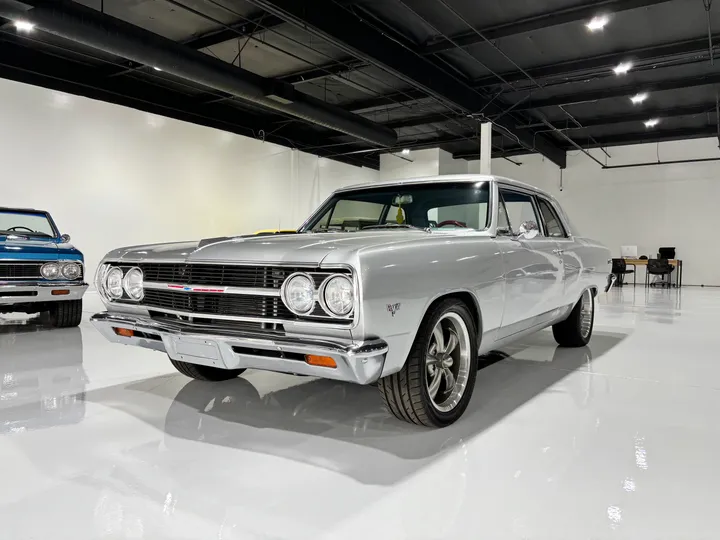 1965 CHEVROLET CHEVELLE Image 2