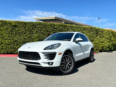 WHITE, 2015 PORSCHE MACAN Image 