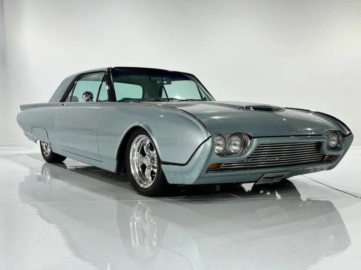 1962 FORD THUNDERBIRD Image 5