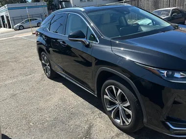 2021 LEXUS RX Image 