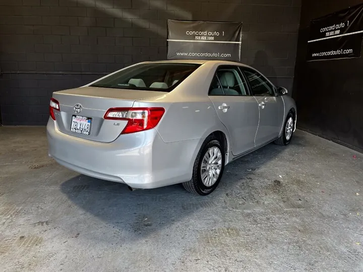 SILVER, 2013 TOYOTA CAMRY Image 5