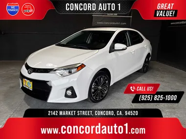 WHITE, 2016 TOYOTA COROLLA Image 1