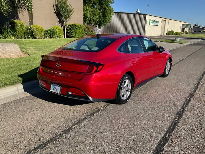 RED, 2021 HYUNDAI SONATA Image 7