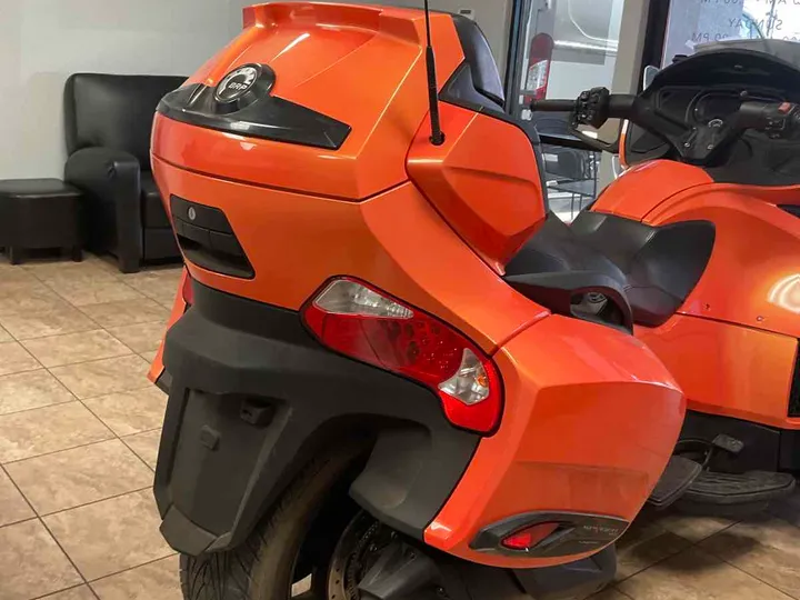 ORANGE, 2019 CANA SPYDER Image 4