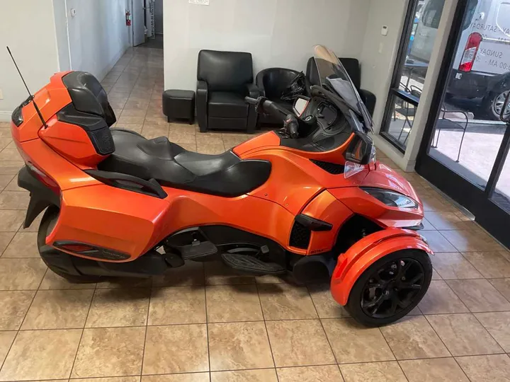 ORANGE, 2019 CANA SPYDER Image 11