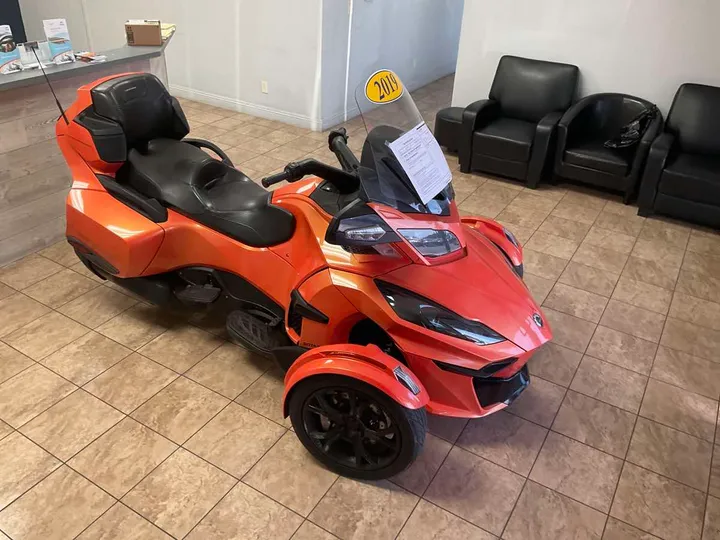 ORANGE, 2019 CANA SPYDER Image 7