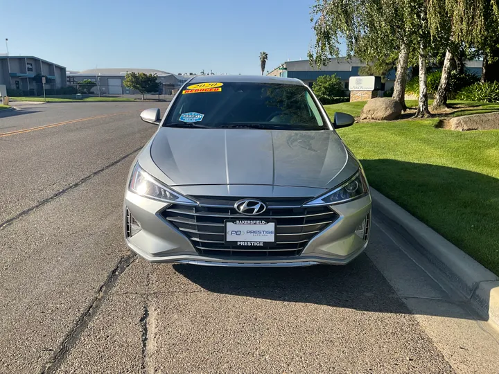 SILVER, 2020 HYUNDAI ELANTRA Image 3