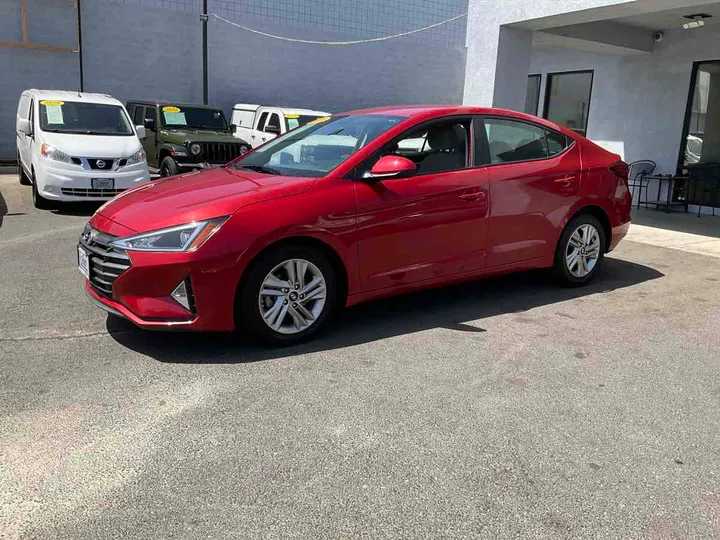 RED, 2020 HYUNDAI ELANTRA Image 6