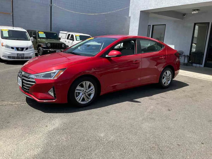 RED, 2020 HYUNDAI ELANTRA Image 8