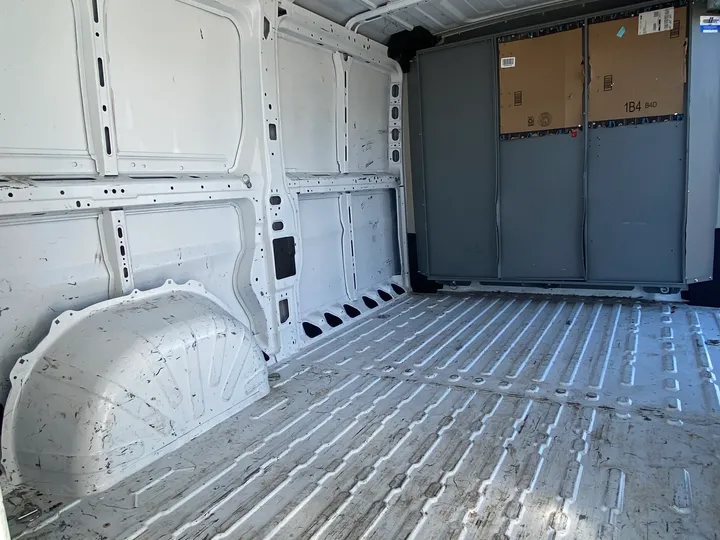 WHITE, 2020 RAM PROMASTER CARGO VAN Image 16