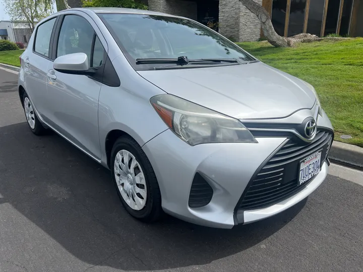 N / A, 2015 TOYOTA YARIS Image 2