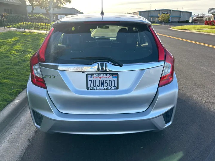 N / A, 2016 HONDA FIT Image 6