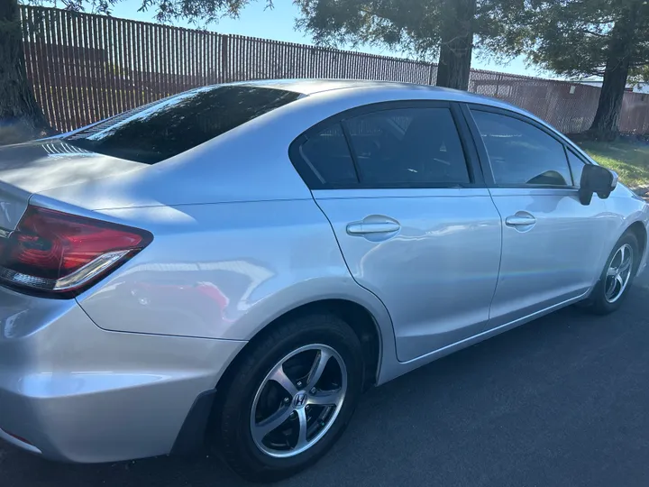 N / A, 2015 HONDA CIVIC Image 4