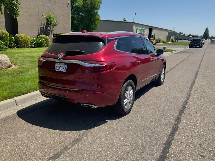 RED, 2019 BUICK ENCLAVE Image 8