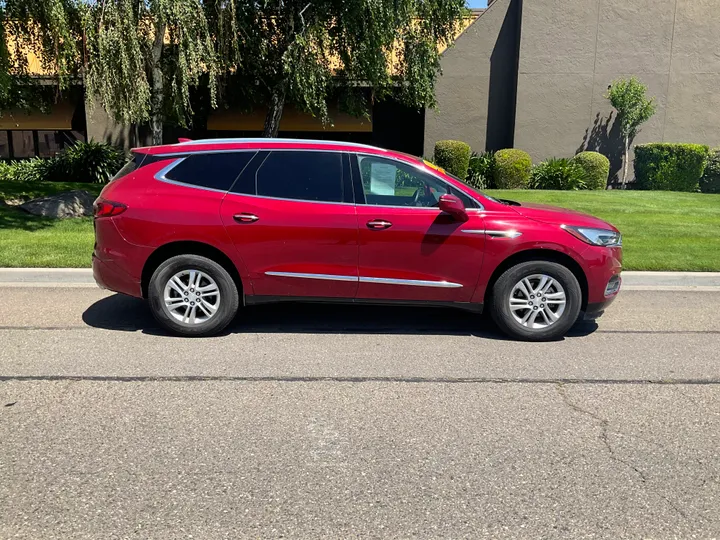 RED, 2019 BUICK ENCLAVE Image 9