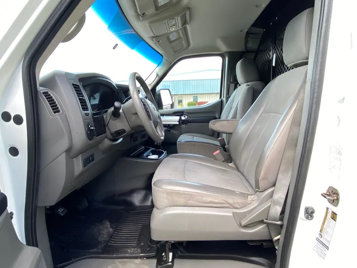 WHITE, 2018 NISSAN NV1500 CARGO Image 15