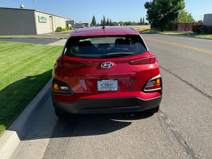 RED, 2021 HYUNDAI KONA Image 6