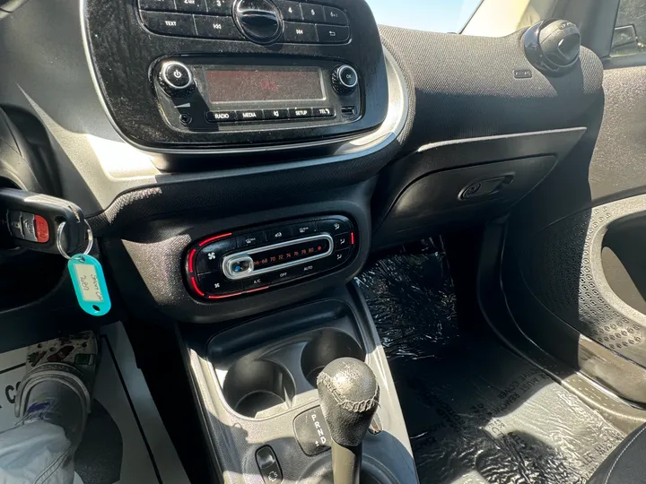 N / A, 2016 SMART FORTWO Image 12