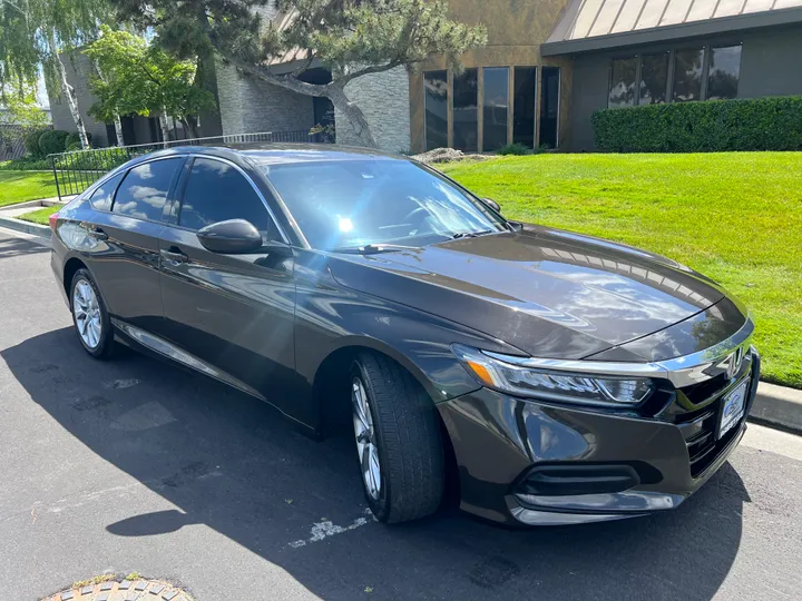 N / A, 2018 HONDA ACCORD Image 2