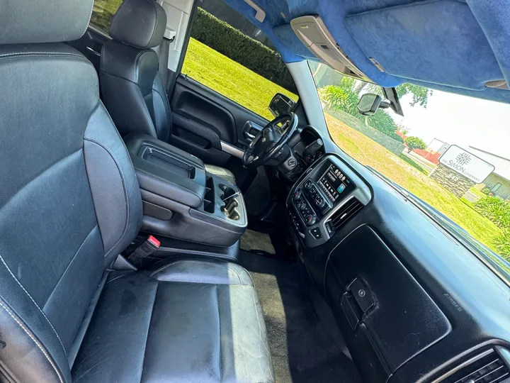 N / A, 2018 CHEVROLET SILVERADO 1500 CREW CAB Image 13