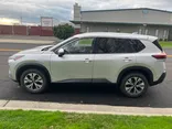 SILVER, 2021 NISSAN ROGUE Thumnail Image 8