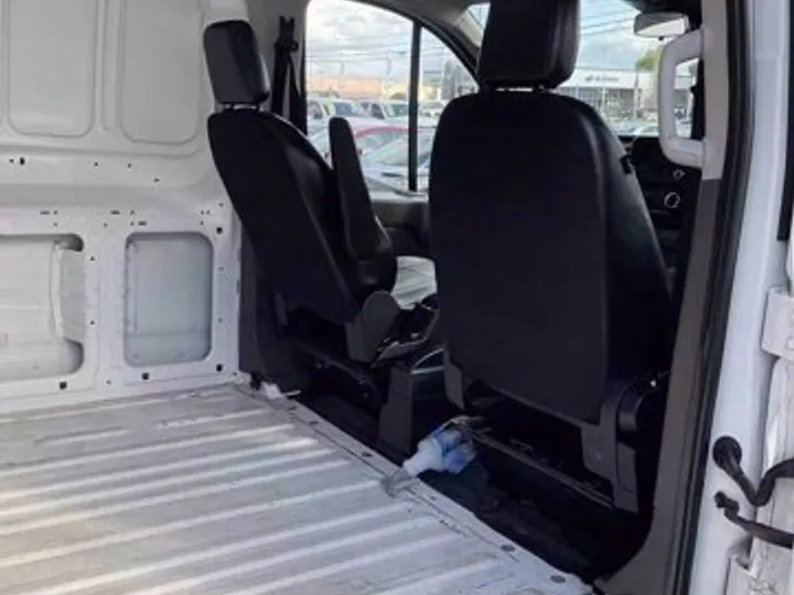 WHITE, 2020 FORD TRANSIT 250 CARGO VAN Image 37