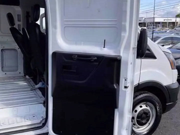 WHITE, 2020 FORD TRANSIT 250 CARGO VAN Image 36