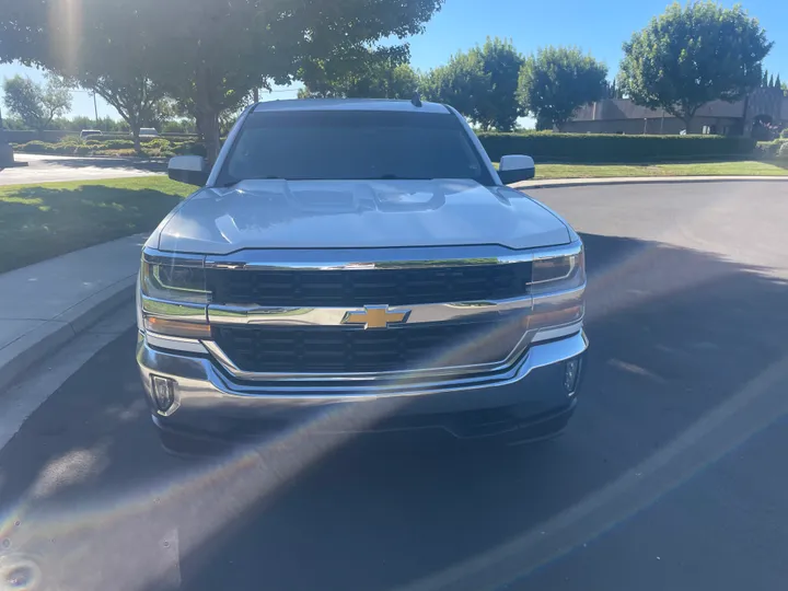 N / A, 2018 CHEVROLET SILVERADO 1500 CREW CAB Image 2