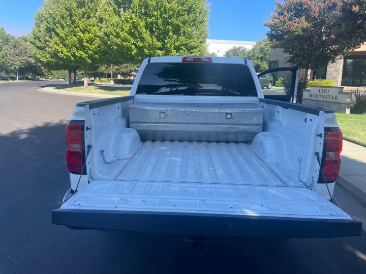 N / A, 2018 CHEVROLET SILVERADO 1500 CREW CAB Image 10