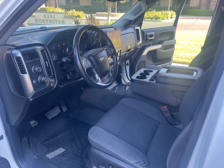 N / A, 2018 CHEVROLET SILVERADO 1500 CREW CAB Image 12