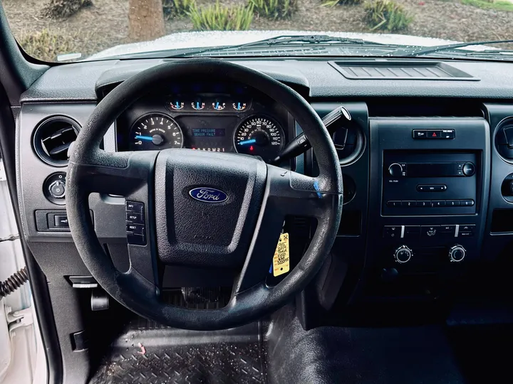 WHITE, 2014 FORD F150 REGULAR CAB Image 17