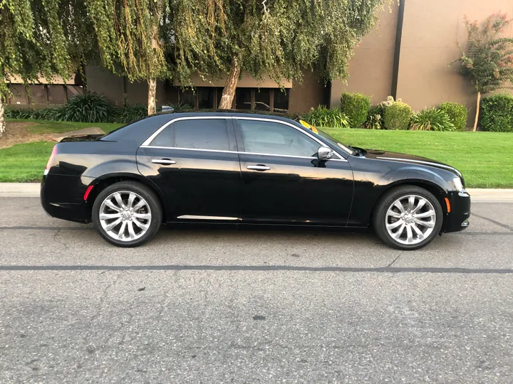 BLACK, 2018 CHRYSLER 300 Image 2